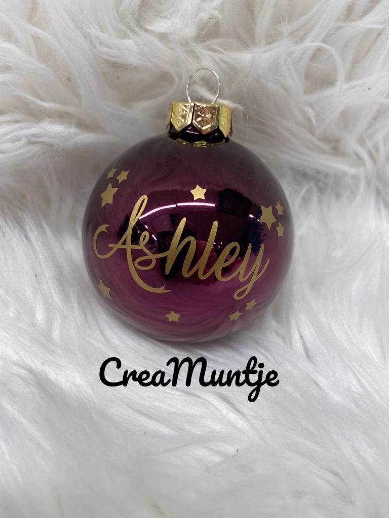 Kerstbal Paars (gepersonaliseerd)